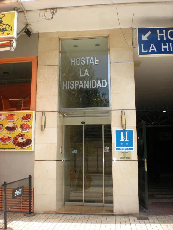 Hostal La Hispanidad Малага Экстерьер фото